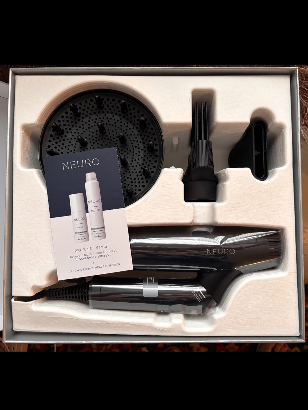 NEURO DRY FOLDING PROFESSIONAL DUAL VOLTAGE HAIR DRYER - Picture 3 of 9